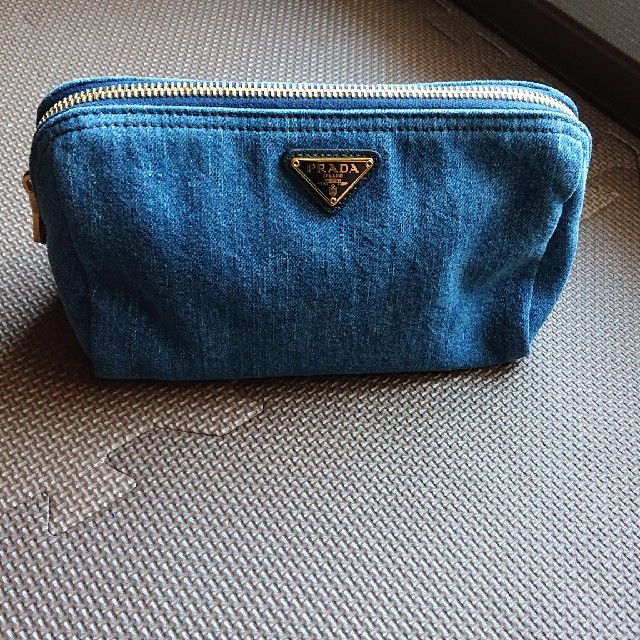 PRADA ポーチ ＊ 新品 ＊ 未使用 ＊