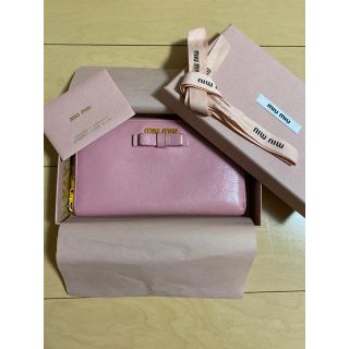 ミュウミュウ(miumiu)のmiumiu 財布(財布)