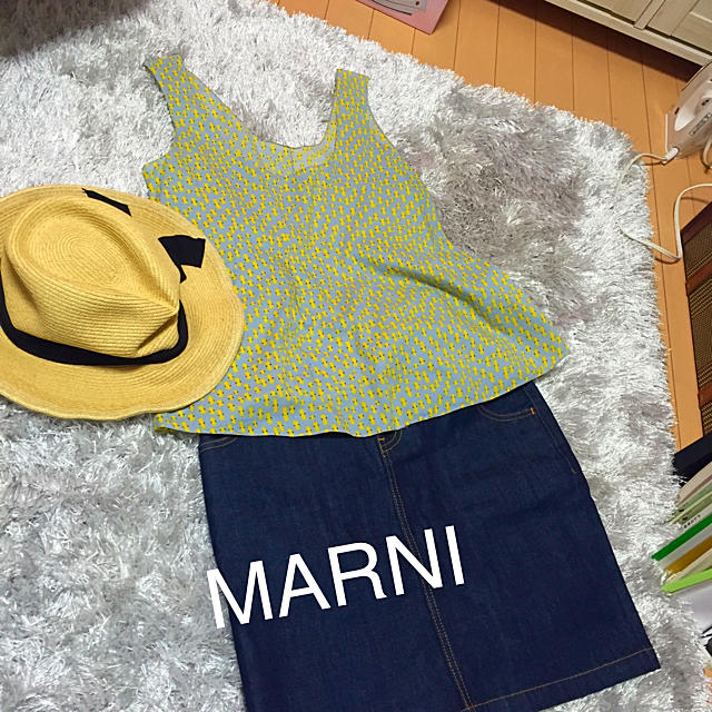 Marni(マルニ)のimc様専用マルニ 総柄ノースリーブ✨ レディースのトップス(タンクトップ)の商品写真