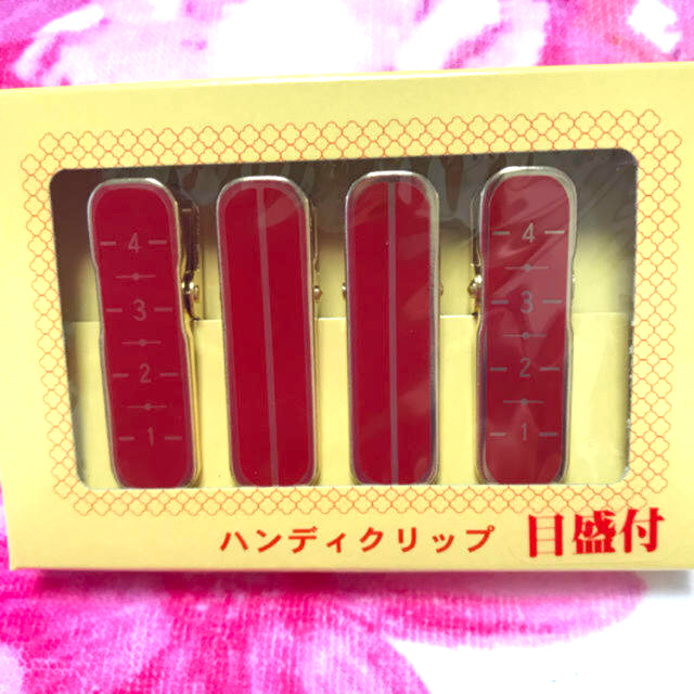 SALE/82%OFF】 着付け用 クリップ 大サイズ 着物クリップ 便利なメモリ付き 10cm 強力タイプ きものクリップ 赤 真鍮 クリップ バラ売り 着付けハンディクリップ ロング メモリ付き 大サイズ cu-12 白or赤 1口2点までメール便可