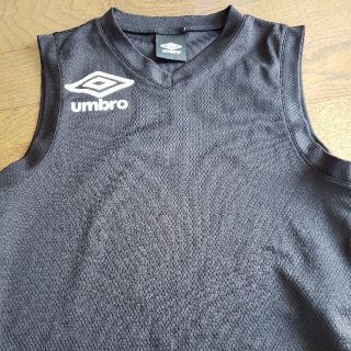 アンブロ(UMBRO)のサッカーユニフォームノースリーブ(Tシャツ/カットソー)