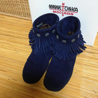 ミネトンカ(Minnetonka)のMINNETONKA☆美品☆ブーツ(ブーツ)