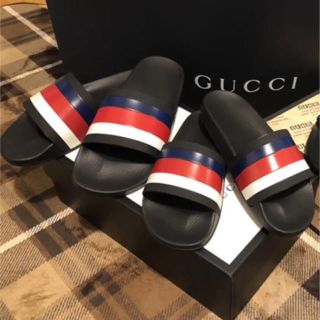 グッチ(Gucci)のGUCCI サンダル (サンダル)