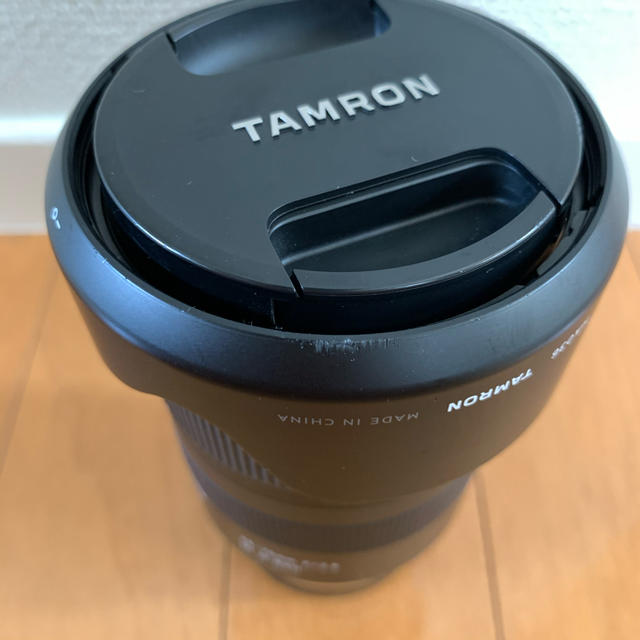 TAMRON(タムロン)のTAMRON 28-75F2.8 Sony Eマウント スマホ/家電/カメラのカメラ(レンズ(ズーム))の商品写真