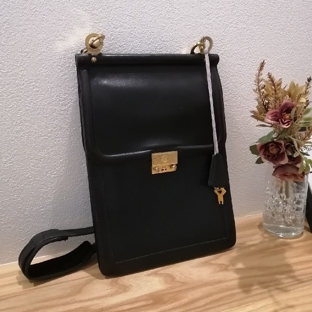 【美品】Dunhill レザースクエアバッグ 本革 ショルダーバッグ ダンヒル