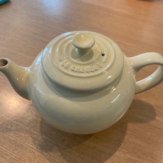 ルクルーゼ(LE CREUSET)のル・クルーゼ　クリーム色　ティポット(食器)