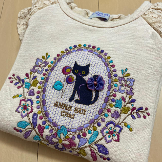 ANNA SUI mini(アナスイミニ)のANNA SUImini 130【極美品】♡刺繍♡ キッズ/ベビー/マタニティのキッズ服女の子用(90cm~)(Tシャツ/カットソー)の商品写真