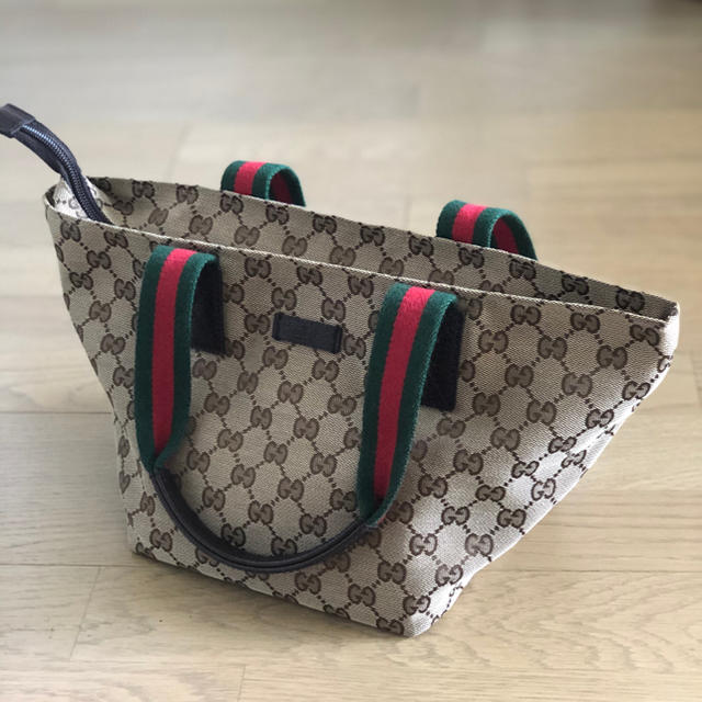 Gucci(グッチ)の★GUCCI  トートバッグ  シェリーライン★ レディースのバッグ(トートバッグ)の商品写真