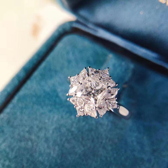 ダイヤモンド リング レディースのアクセサリー(リング(指輪))の商品写真