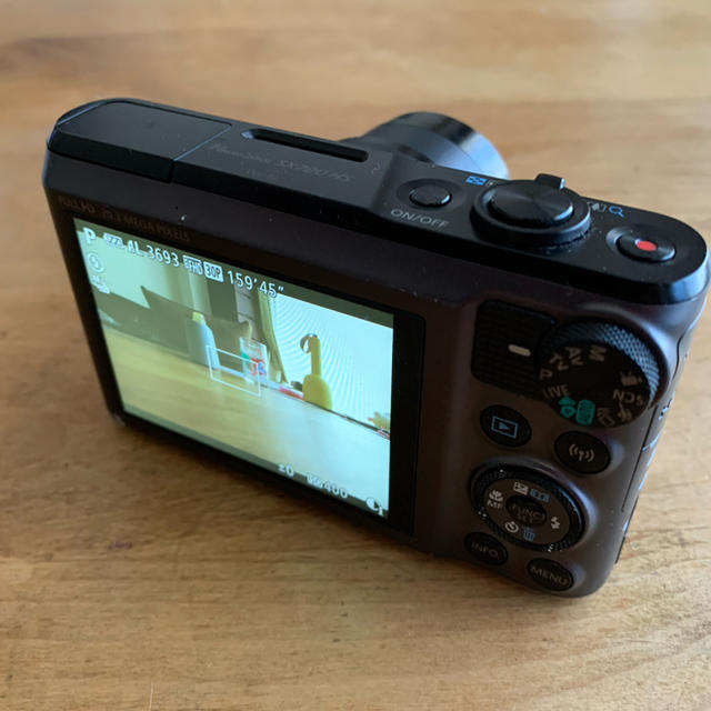 CANON SX720HS - 3