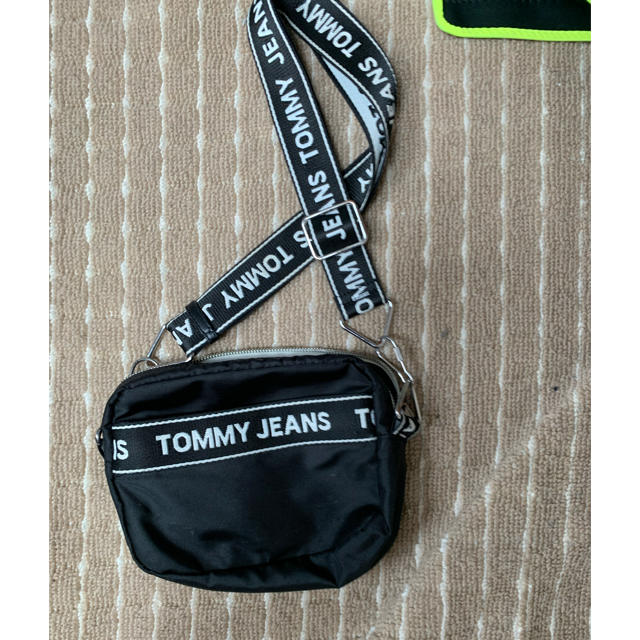 TOMMY(トミー)の【値下げ交渉あり】TOMMY ショルダーバック レディースのバッグ(ショルダーバッグ)の商品写真