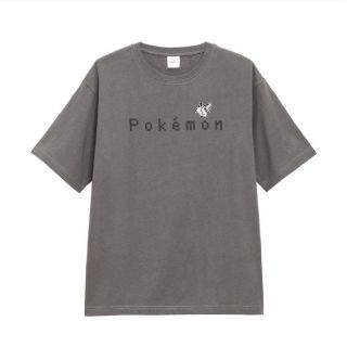 ジーユー(GU)のポケモン　GU　コラボTシャツ　ピカチュウ(Tシャツ/カットソー(半袖/袖なし))