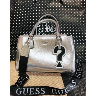 ゲス(GUESS)のguess❤️シルバートート❤️ショルダー付き(トートバッグ)