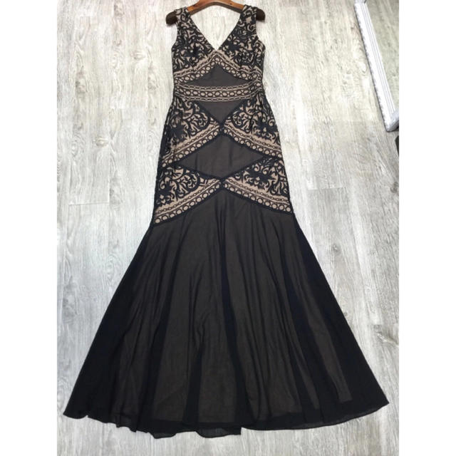 BCBGMAXAZRIA - ❤️BCBG 2020新作 新品 黒ワンピース ドレス 綺麗の ...