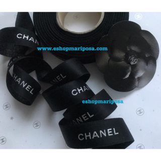 シャネル(CHANEL)のシャネルリボン🎀 レア♪ 両面 /ロゴとツィード柄入り 黒地にシルバーロゴ(ラッピング/包装)