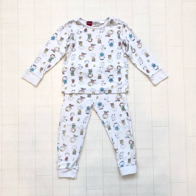 ZARA KIDS(ザラキッズ)の専用★ zara baby スヌーピーパジャマ snoopy 100cm キッズ/ベビー/マタニティのキッズ服男の子用(90cm~)(パジャマ)の商品写真