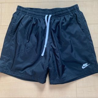 ナイキ(NIKE)のNIKE ショートパンツ　ブラック　L(ショートパンツ)