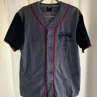 ステューシー(STUSSY)のStussy ベースボールシャツ グレー Mサイズ(シャツ)