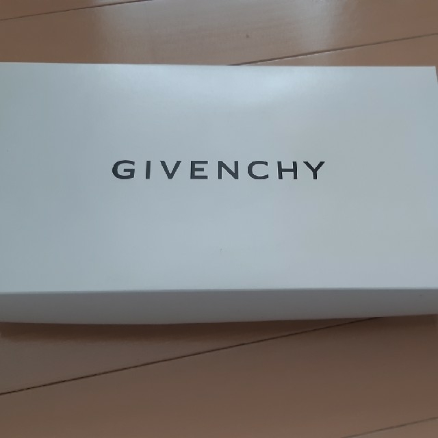 GIVENCHY(ジバンシィ)のスプーン&フォークセット キッズ/ベビー/マタニティの授乳/お食事用品(スプーン/フォーク)の商品写真