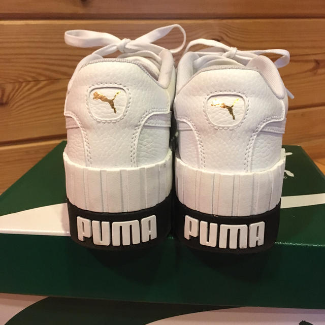 PUMA(プーマ)のスニーカー レディースの靴/シューズ(スニーカー)の商品写真