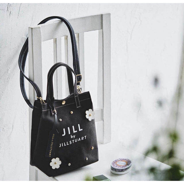 JILL by JILLSTUART(ジルバイジルスチュアート)の最終お値下げ　ジルバイジルスチュアート　ムック本付録ショルダーバッグ レディースのバッグ(ショルダーバッグ)の商品写真