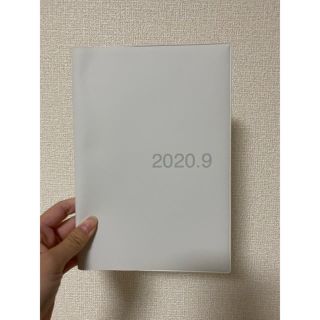 ムジルシリョウヒン(MUJI (無印良品))の上質紙マンスリー・ウィークリーノート２０２０年８月始まり Ａ５・ホワイトグレー(カレンダー/スケジュール)