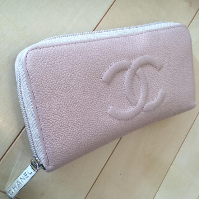 CHANEL(シャネル)の美品♡ CHANEL キャビアスキン財布 レディースのファッション小物(財布)の商品写真