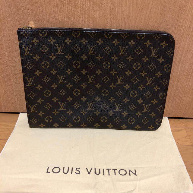 Louis Vuitton ポッシュドキュマン ドキュメントケース A4