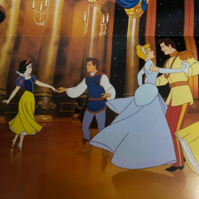 Disney ディズニー 魅惑の舞踏会ポスターの通販 By トト S Shop ディズニーならラクマ