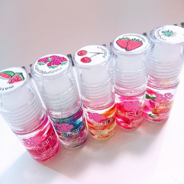 ハワイ island girl ロールオン リップグロス 5本の通販 by ゆん リップグロス ISLAND GIRL 4本セット