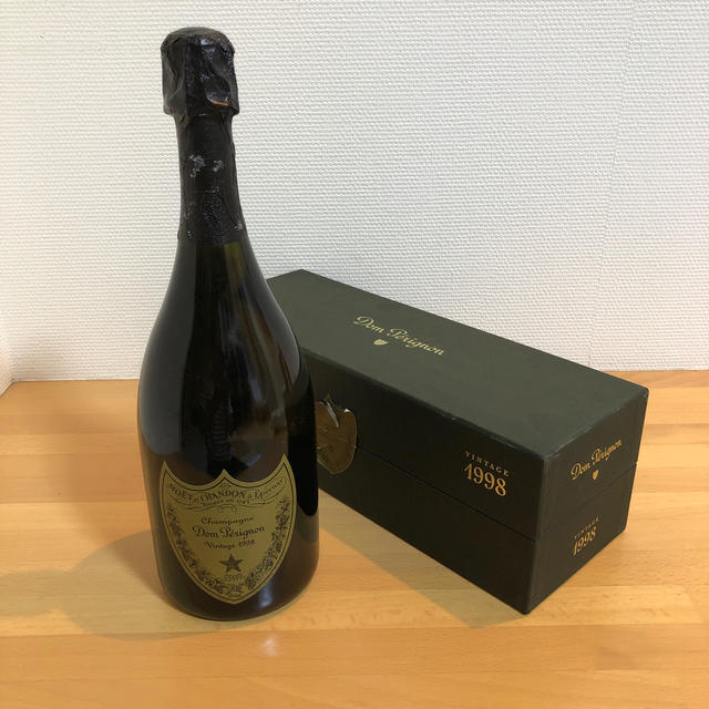 Dom Pérignon(ドンペリニヨン)のドン・ペリニヨン 1998 食品/飲料/酒の酒(シャンパン/スパークリングワイン)の商品写真