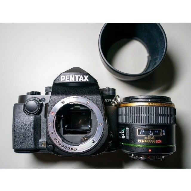 PENTAX(ペンタックス)のPENTAX KP ＆ smc PENTAX-DA★ 55mmF1.4 SDM スマホ/家電/カメラのカメラ(デジタル一眼)の商品写真