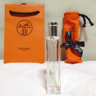 エルメス(Hermes)のeau des merveilles新品(香水(女性用))