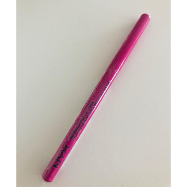 NYX(エヌワイエックス)の新品未使用★NYXリップライナーHot Pink コスメ/美容のベースメイク/化粧品(リップライナー)の商品写真