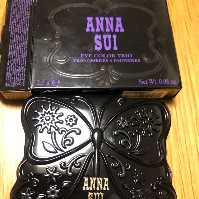 ANNA SUI(アナスイ)のアナ スイ アイカラー トリオ 08 コスメ/美容のベースメイク/化粧品(アイシャドウ)の商品写真