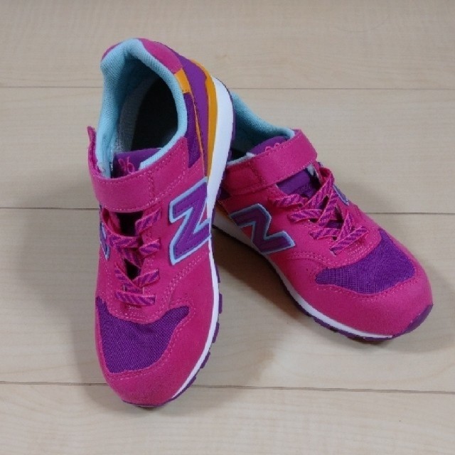 New Balance(ニューバランス)のニューバランス キッズ スニーカー YV996TMG 20.0cm キッズ/ベビー/マタニティのキッズ靴/シューズ(15cm~)(スニーカー)の商品写真