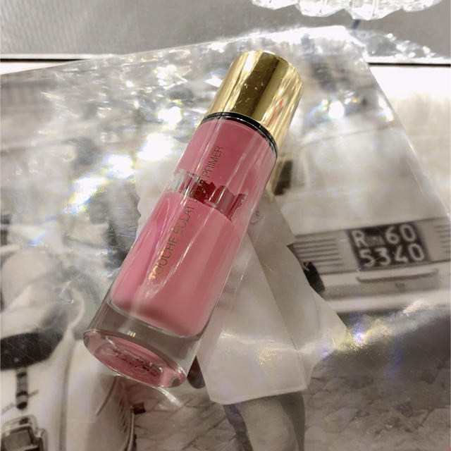 Yves Saint Laurent Beaute(イヴサンローランボーテ)のYSL イヴ・サンローラン　ピンク　下地 コスメ/美容のベースメイク/化粧品(化粧下地)の商品写真