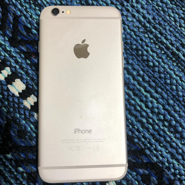 Apple(アップル)のiPhone 6  Silver 16GB  最終値下げ！ スマホ/家電/カメラのスマートフォン/携帯電話(スマートフォン本体)の商品写真