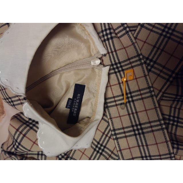 BURBERRY(バーバリー)のバーバリー　120A  ワンピース&カーディガン キッズ/ベビー/マタニティのキッズ服女の子用(90cm~)(ワンピース)の商品写真