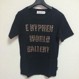イーハイフンワールドギャラリー(E hyphen world gallery)のブラック 豹柄ロゴT(Tシャツ(半袖/袖なし))