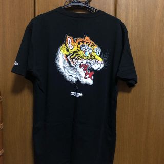 ニューエラー(NEW ERA)のバックプリント　newera 阪神タイガース　コラボTシャツ　背面(Tシャツ/カットソー(半袖/袖なし))