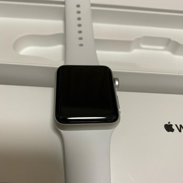 Apple Watch(アップルウォッチ)の Apple Watch 3  GPS シルバー　ホワイトバンド　美品 メンズの時計(腕時計(デジタル))の商品写真