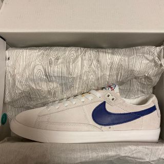 NIKE SB POLAR SKATE ZOOM BLAZER LOW 26.5