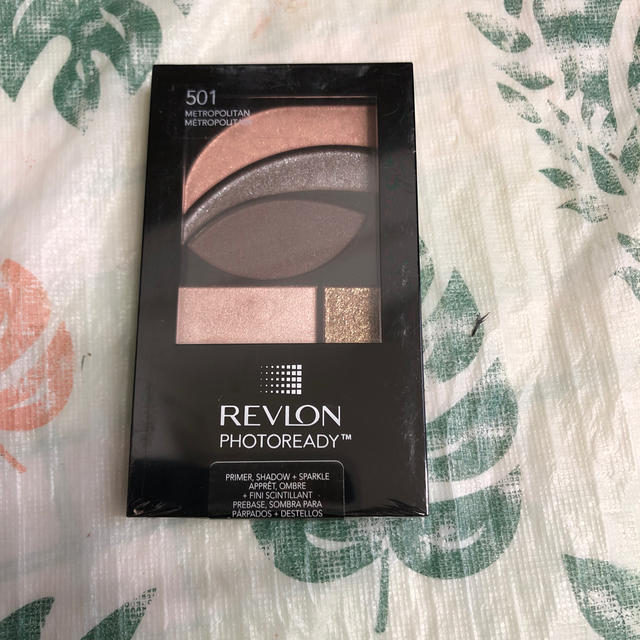 REVLON(レブロン)のレブロン　フォトレディ　501 コスメ/美容のベースメイク/化粧品(アイシャドウ)の商品写真