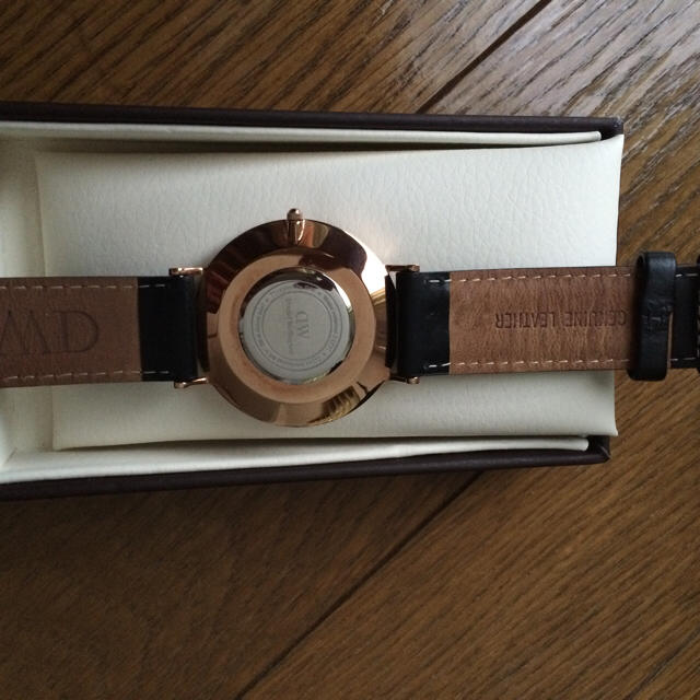 tomorrowland(トゥモローランド)の最終値下げ。dwダニエルウェリントン時計 レディースのファッション小物(腕時計)の商品写真