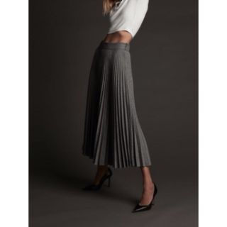 ザラ(ZARA)のBershka☆タグ付新品チェック柄プリーツスカートウエストゴム(ロングスカート)