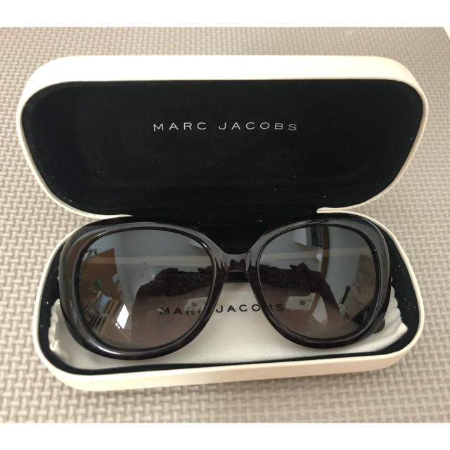 MARC JACOBS(マークジェイコブス)のMARC JACOBS　サングラス レディースのファッション小物(サングラス/メガネ)の商品写真