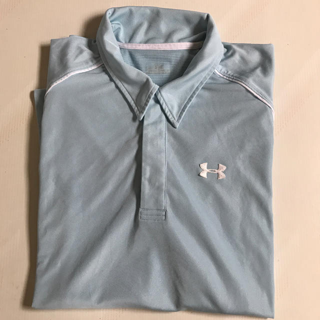 UNDER ARMOUR(アンダーアーマー)のメンズ　アンダーアーマーポロシャツ メンズのトップス(ポロシャツ)の商品写真