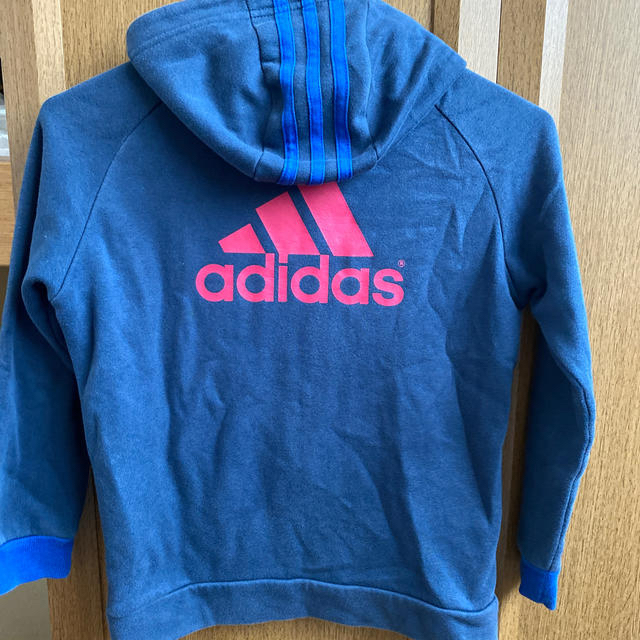 adidas(アディダス)のadidas パーカー キッズ/ベビー/マタニティのキッズ服男の子用(90cm~)(ジャケット/上着)の商品写真