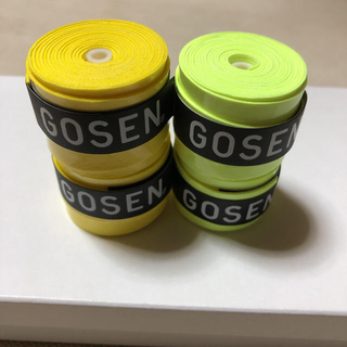 ゴーセン(GOSEN)のGOSENグリップテープ 4個 フラッシュイエロー、赤、オレンジ、白(バドミントン)